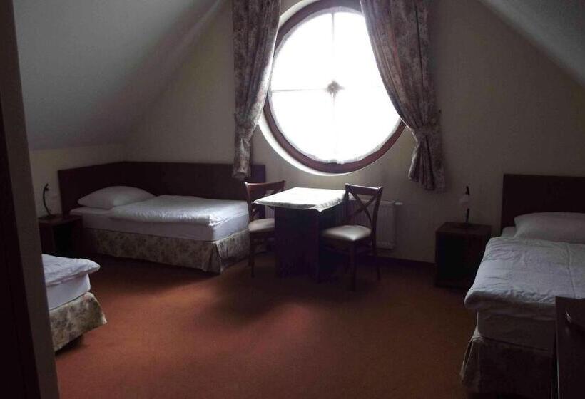 فندق Karczma Pod Bażantem