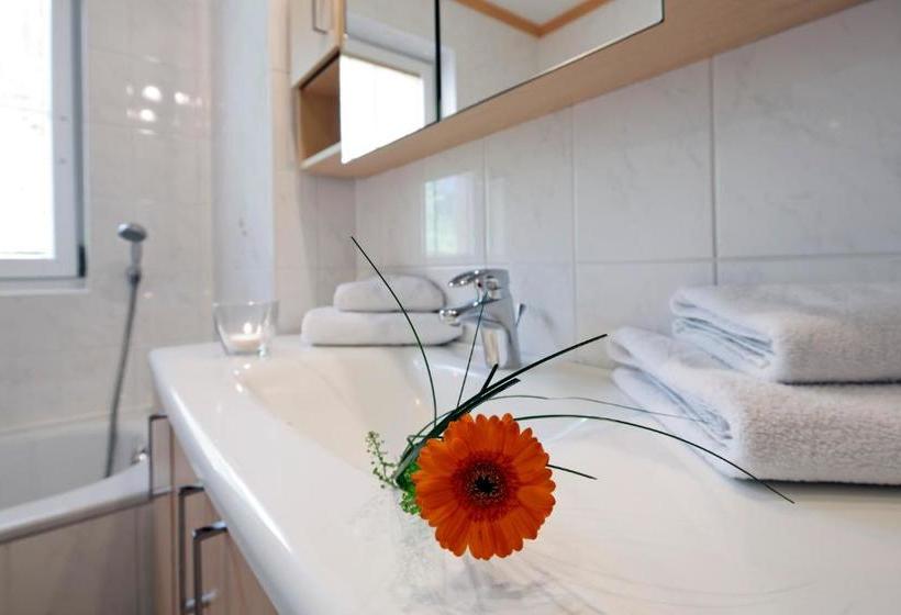 فندق Kinigadner Appartements