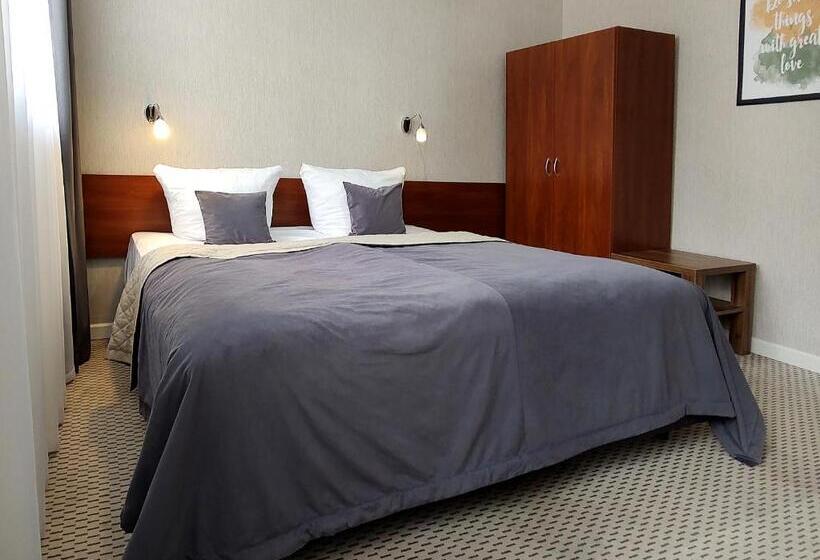 هتل Diuna Beskidy Ustroń   Dawny Kolejarz