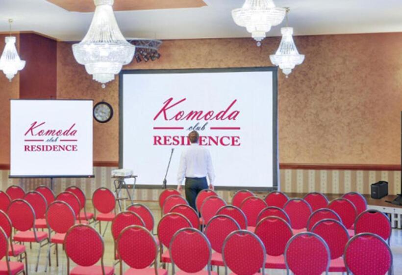 هتل Komoda Club Residence