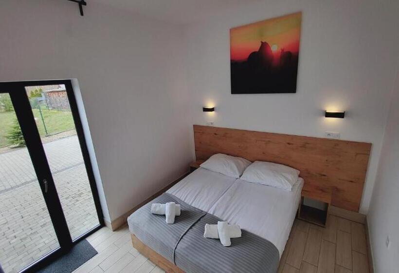 Отель Konopielka