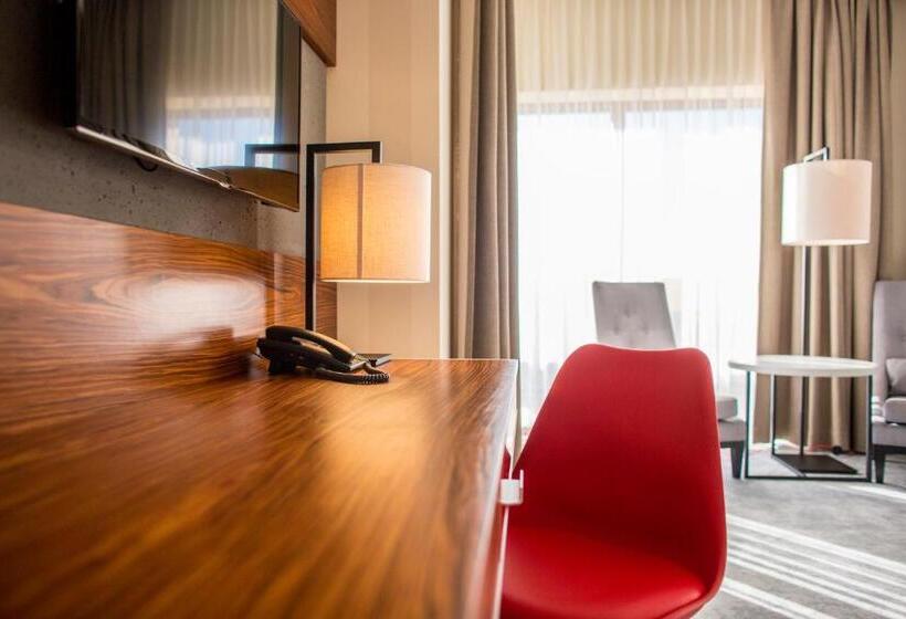 هتل Kopieniec Fizjo  Med & Spa