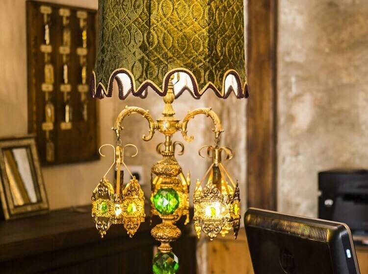 בית מלון כפרי Kyrenia Palace Boutique