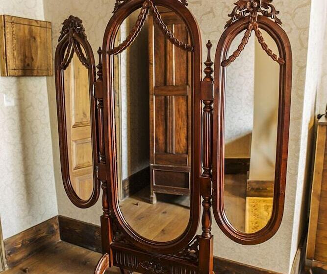 Отель Kyrenia Palace Boutique