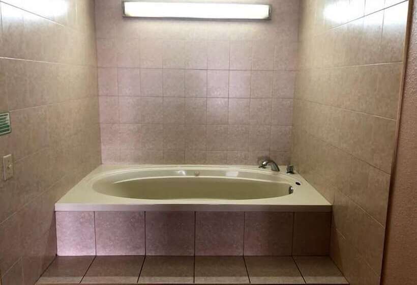 فندق Legacy Inn  Gallatin