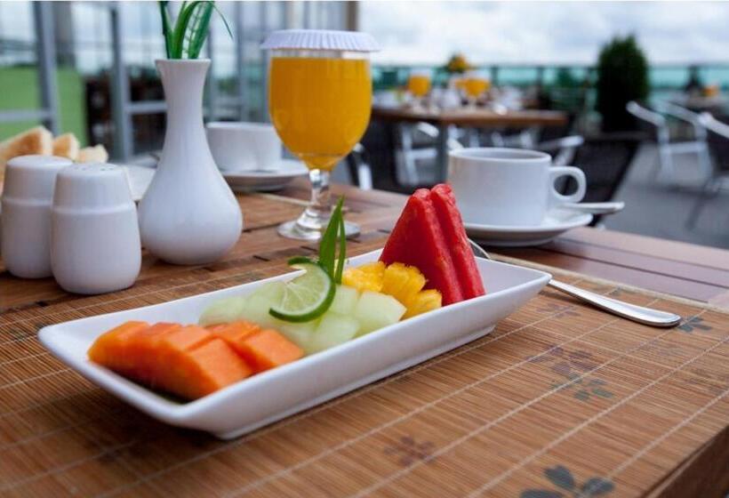 فندق Luwansa Palangkaraya