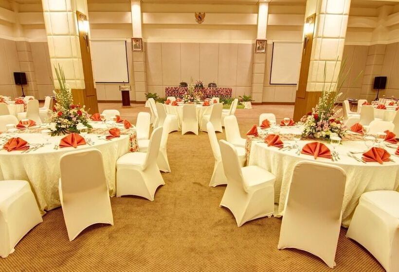 فندق Luwansa Palangkaraya