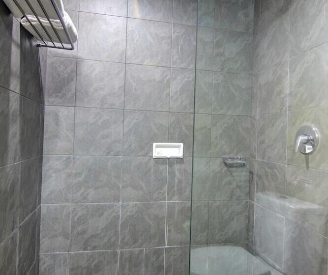 فندق Luwansa Palangkaraya