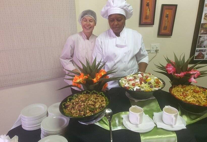 فندق Mannah Guest Lodge