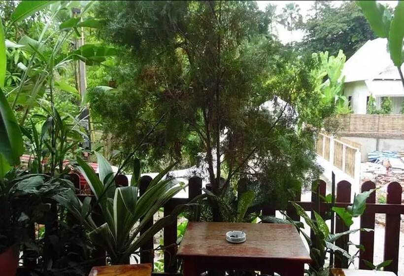 فندق Mao Phashok Guesthouse