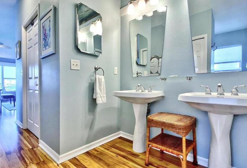 فندق Mariner S Pointe 503