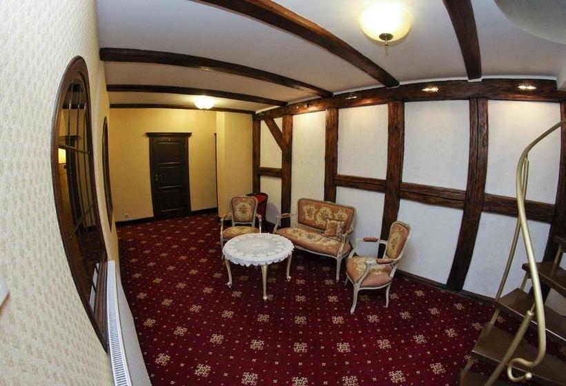 בית מלון כפרי Mazurski Dwór