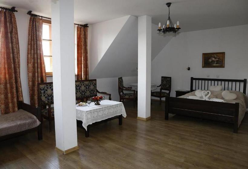 Отель Miasteczko Galicyjskie