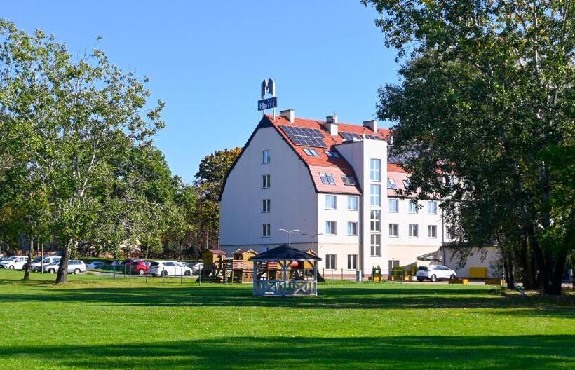 בית מלון כפרי Milenium