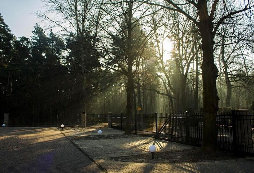 هتل Modrzewiowy Dwór