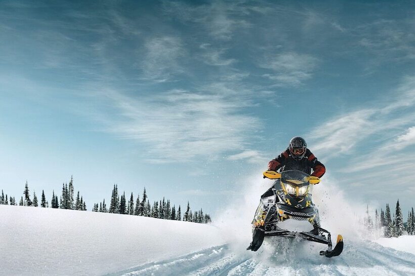 فندق Mt Madison Inn & Suites