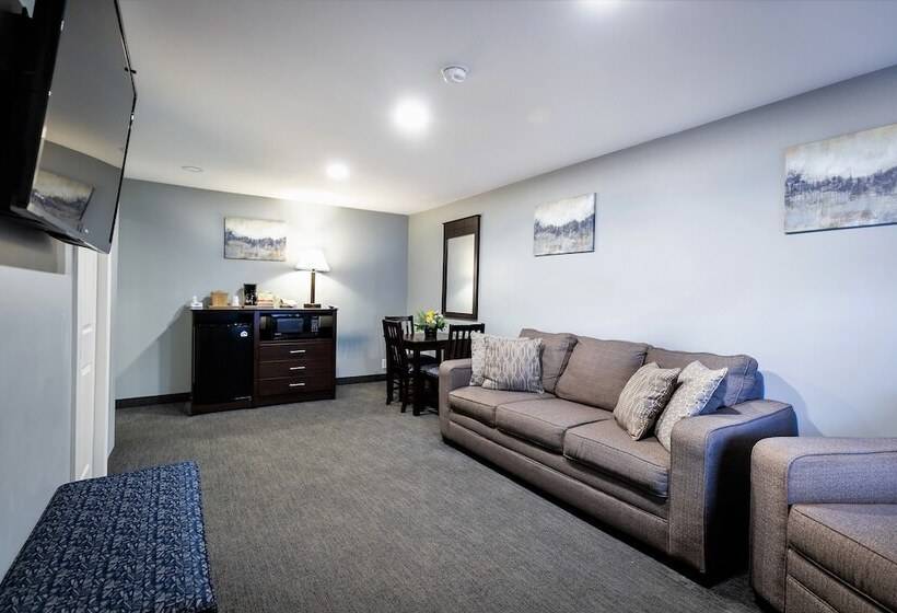 فندق Mt Madison Inn & Suites