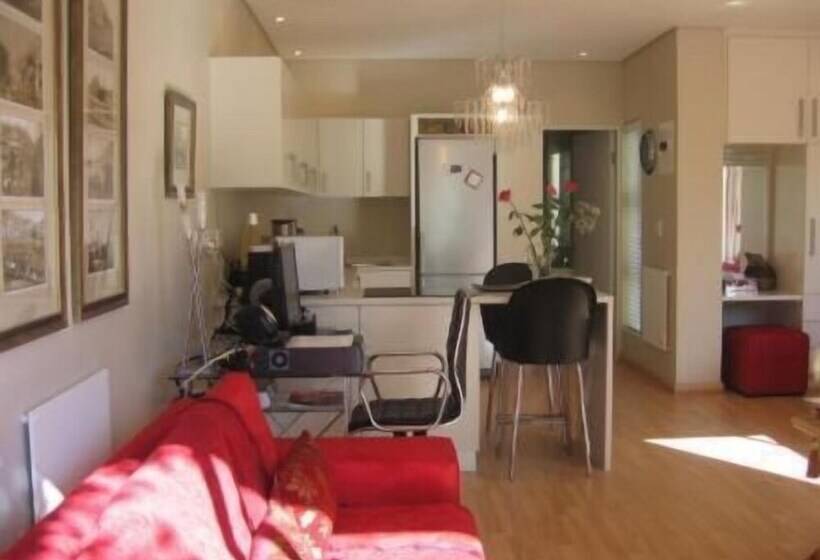 בית מלון כפרי Navona Constantia Guest Cottage