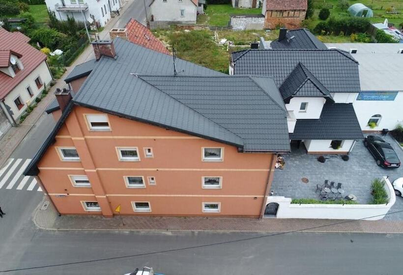 فندق Noclegi Europa