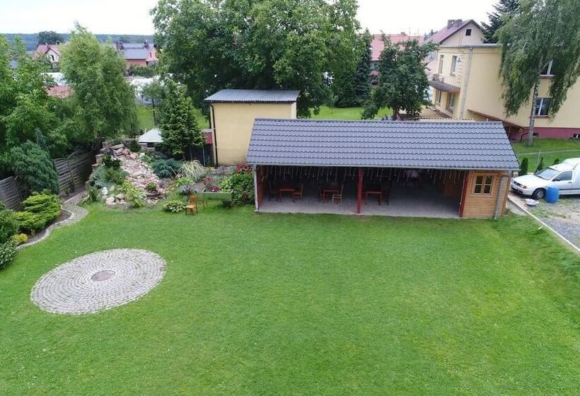 فندق Noclegi Europa