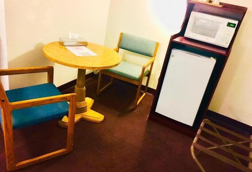 فندق North Country American Inn