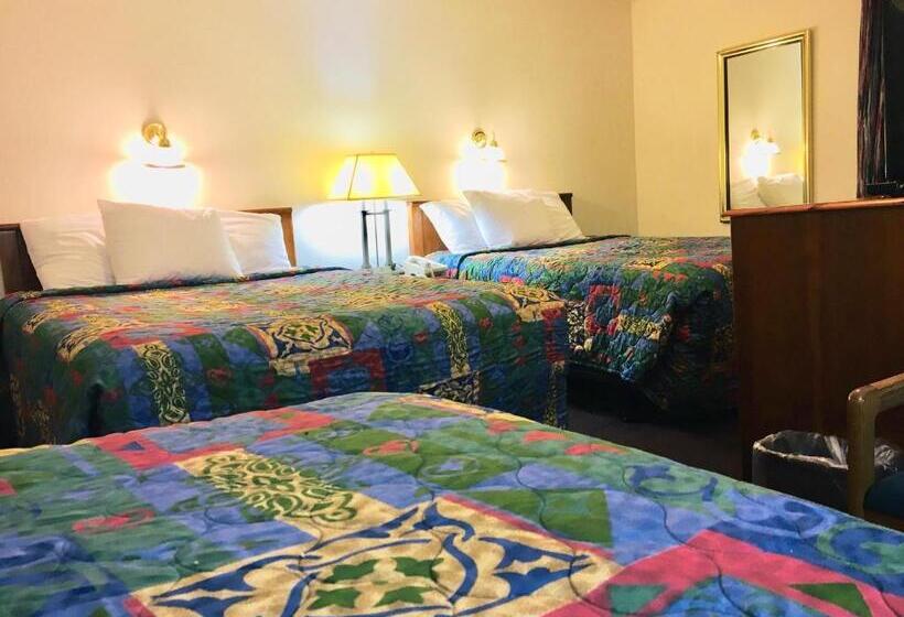 فندق North Country American Inn