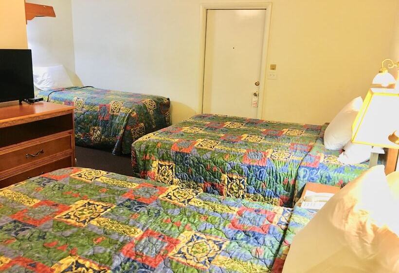 فندق North Country American Inn