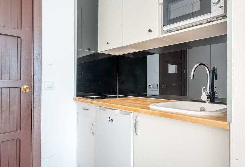 ホテル Orange Colom Seaside Apartments