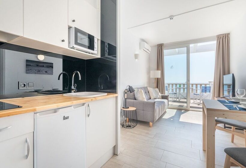 ホテル Orange Colom Seaside Apartments