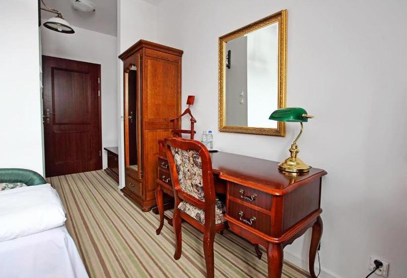 فندق Pałac W Myślęcinku