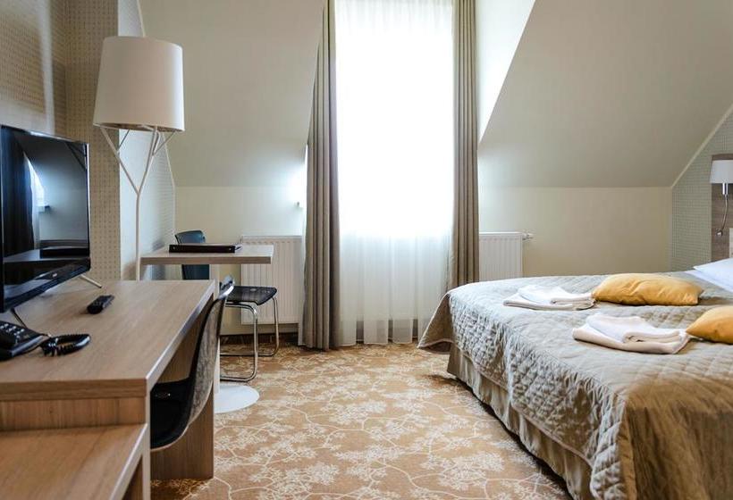 Отель Panorama Nowy Sącz