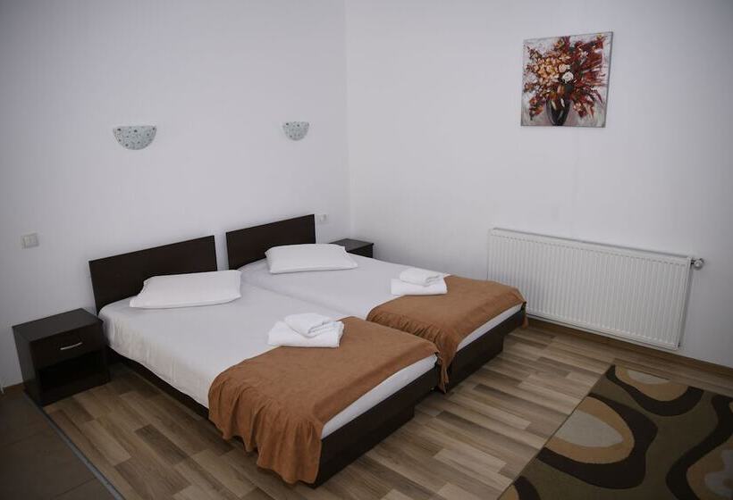 酒店 Pensiunea Zbor