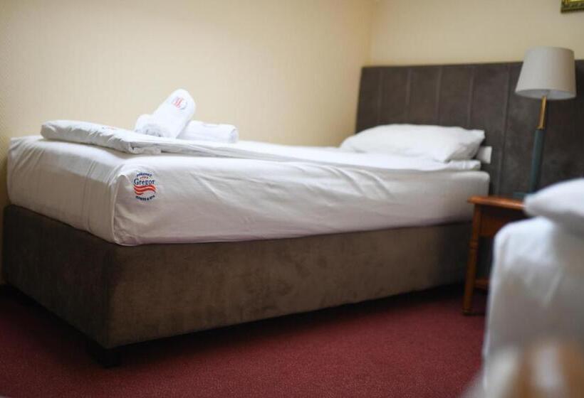 هتل Pensjonat Fitness & Spa Gregor