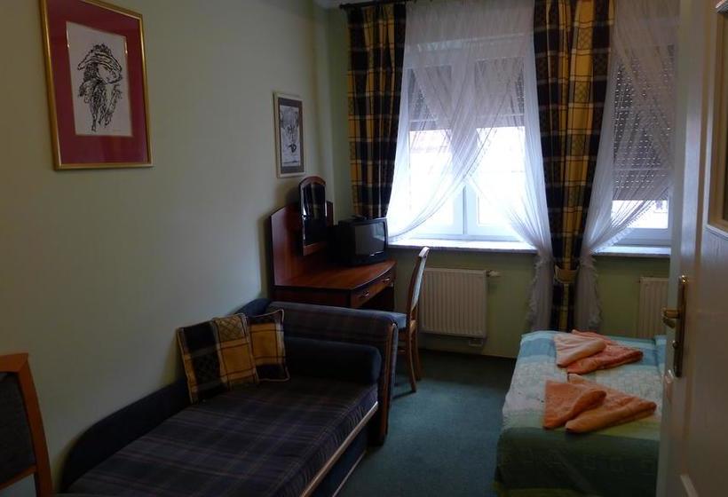 هتل Apartamenty Pod Ratuszem