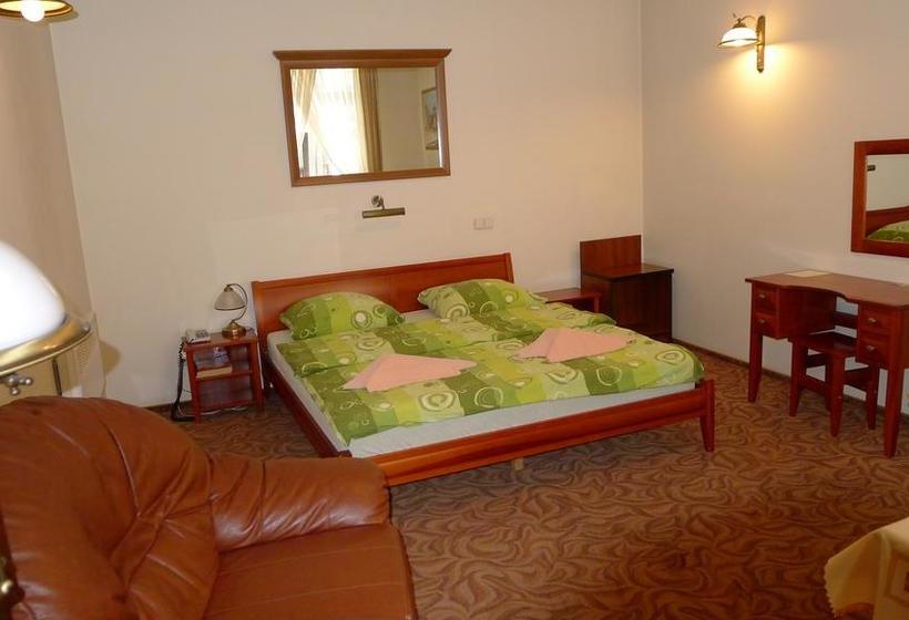 هتل Apartamenty Pod Ratuszem