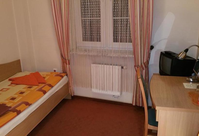 هتل Apartamenty Pod Ratuszem