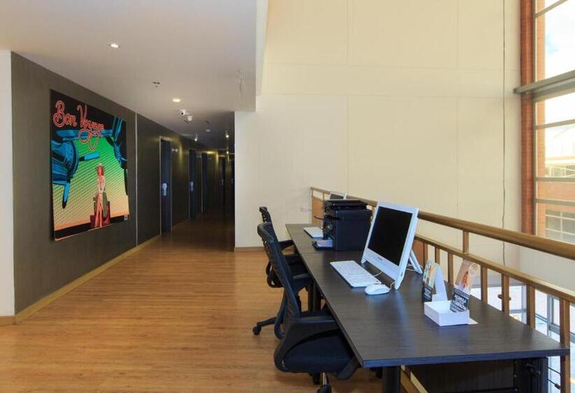 Pop Art Hotel Tocancipá Y Centro De Convenciones