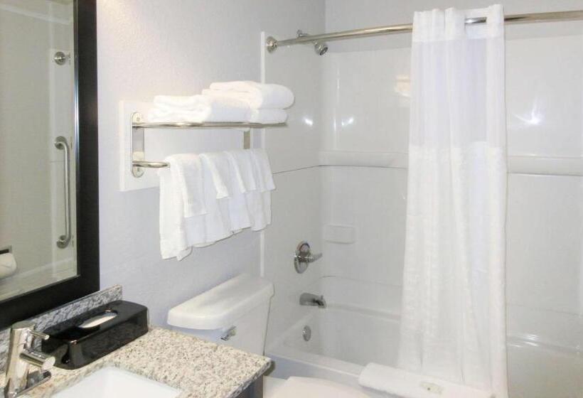 هتل Quality Inn & Suites Hammond Near I 8090