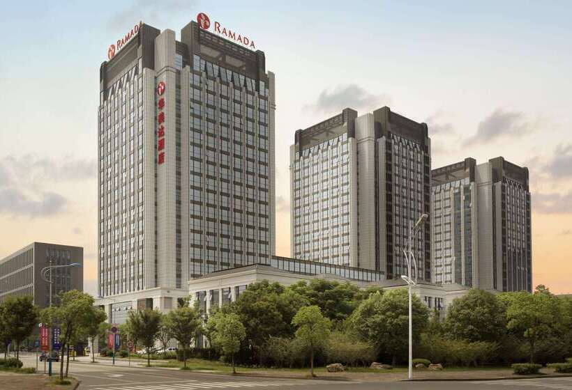ホテル Ramada Jiaxing
