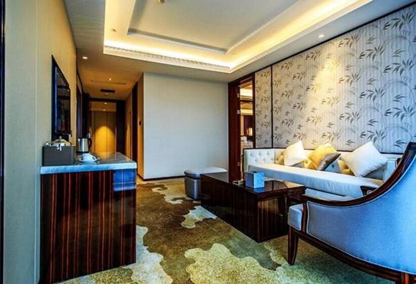 ホテル Ramada Jiaxing