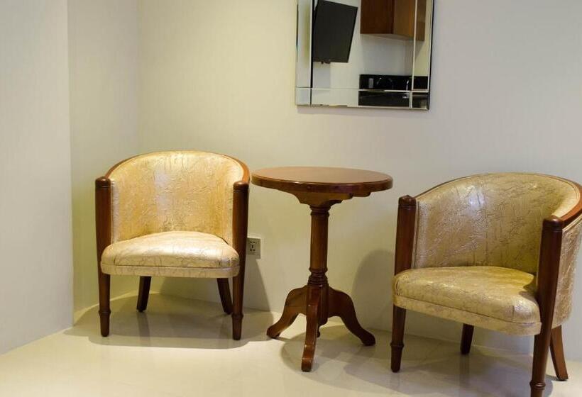 בית מלון כפרי Ritz