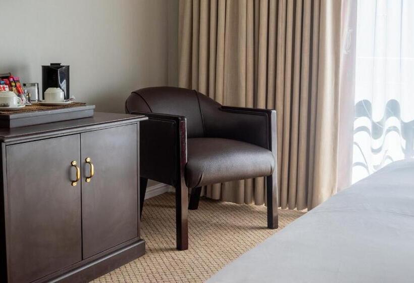 Ruslamere Hotel And Conference Centre