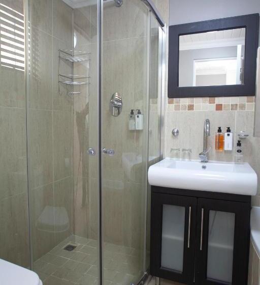 Ruslamere Hotel And Conference Centre