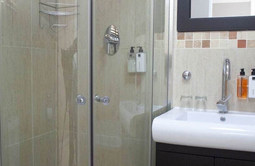 Ruslamere Hotel And Conference Centre