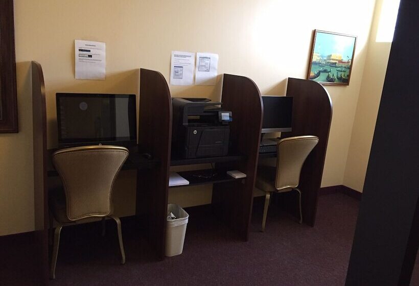 Отель Salvatores Grand