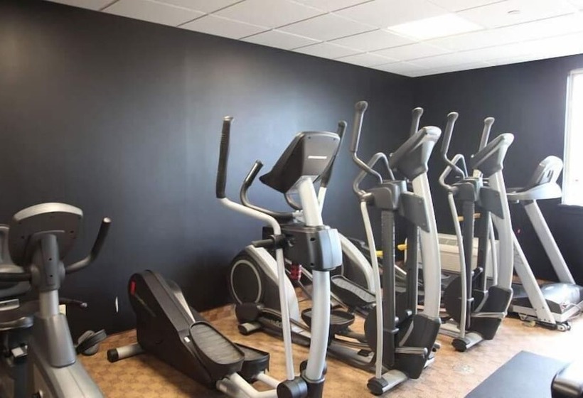 Отель Salvatores Grand