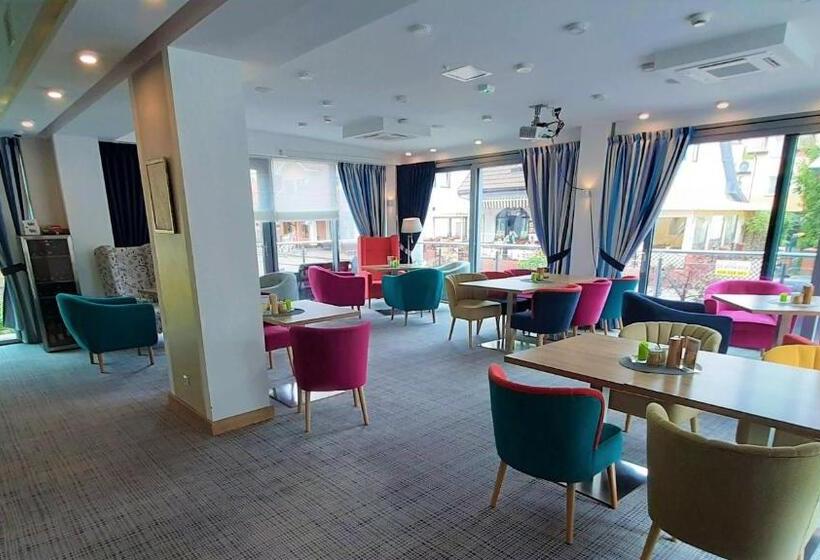 בית מלון כפרי Skal Medi Spa & Resort