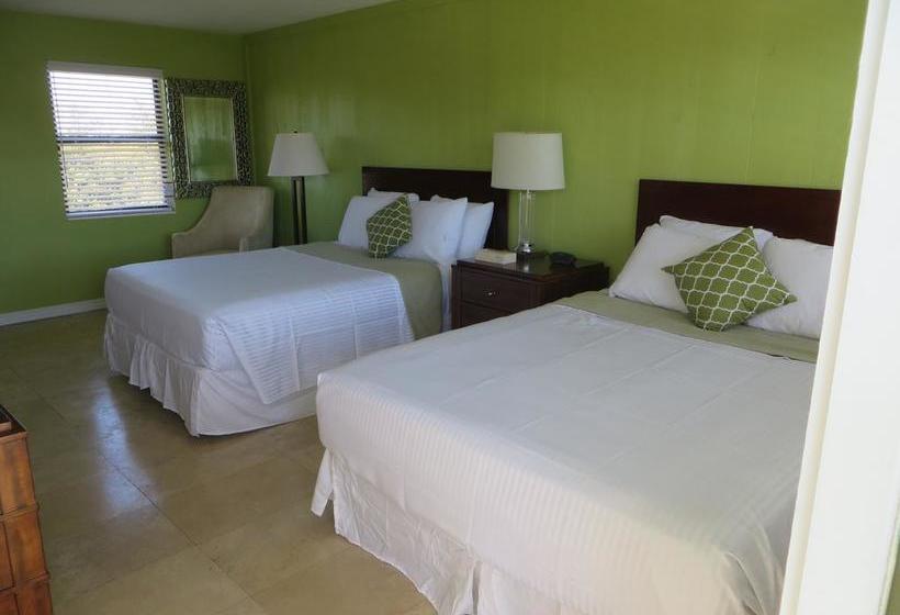 فندق Smuggler's Cove Resort And Marina