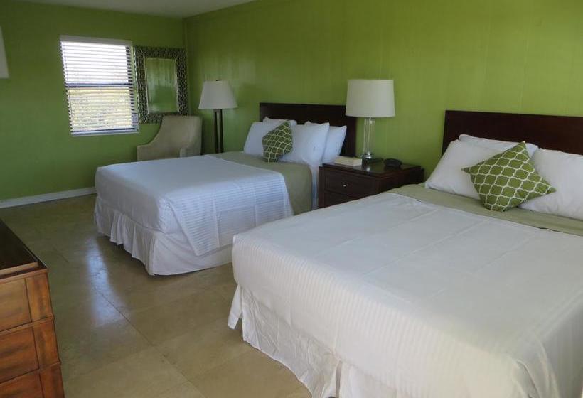 فندق Smuggler's Cove Resort And Marina