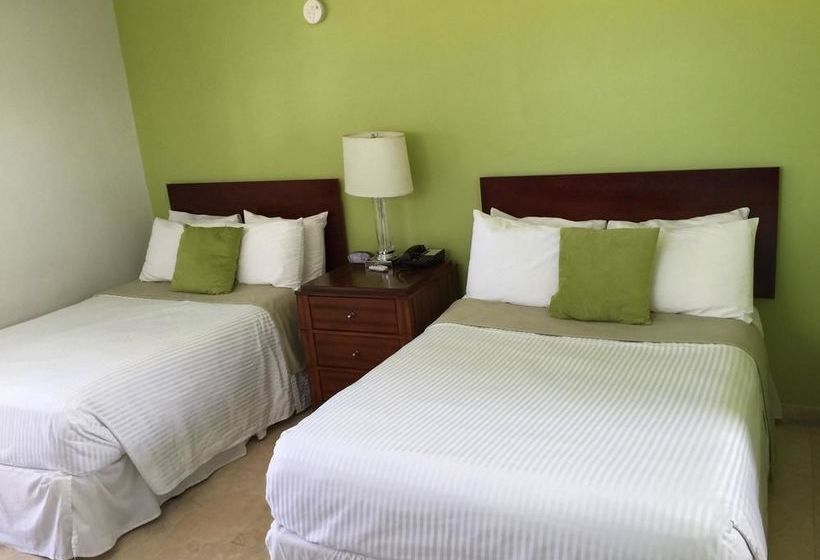 فندق Smuggler's Cove Resort And Marina